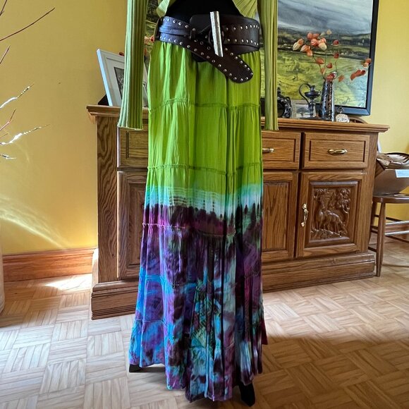Gorgeous Maxi Skirt Floor Length Flowy Tiered Boho Tie Dye Vintage - Picture 2 of 4